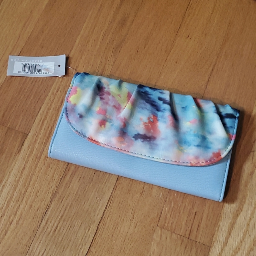 NWT Kenneth Cole Reaction wallet